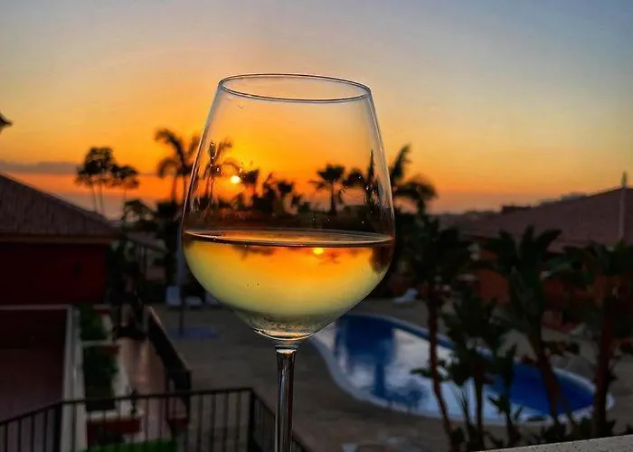 Wonderful With Ocean View! Madronal. Tenerife South! Apartament Costa Adeje (Tenerife)